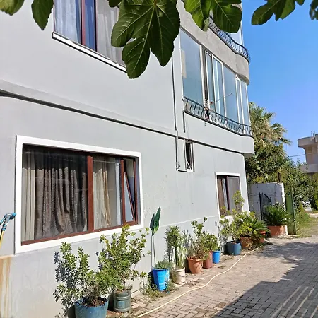 Rezidenca Pahumi دراس