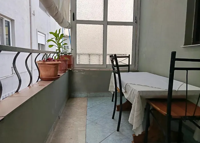 Rezidenca Pahumi Couette-café
