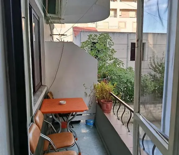 Rezidenca Pahumi Couette-café 3*