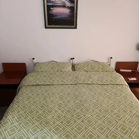 Rezidenca Pahumi Durrës