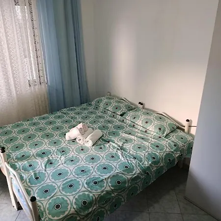 Frühstückspension Rezidenca Pahumi