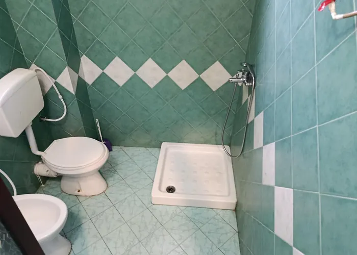 Frühstückspension Rezidenca Pahumi Durrës