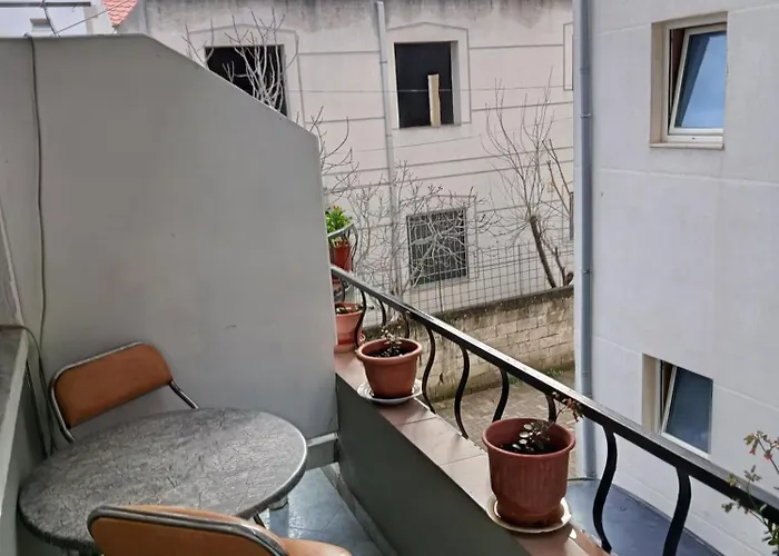 Rezidenca Pahumi 3* Durrës