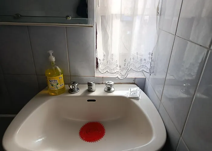 Frühstückspension Rezidenca Pahumi